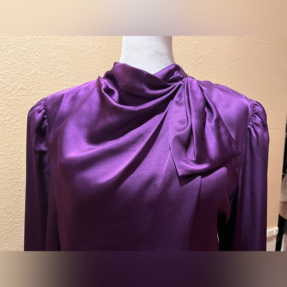 Kate Spade silk dress w/ draped neckline, long balloons sleeves. Midi. Purple 14 - Picture 5 of 16